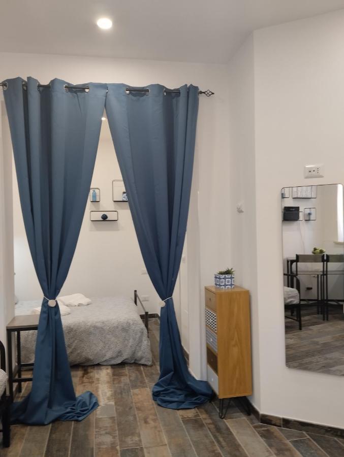 Casa Cesare Apartment โรม ภายนอก รูปภาพ