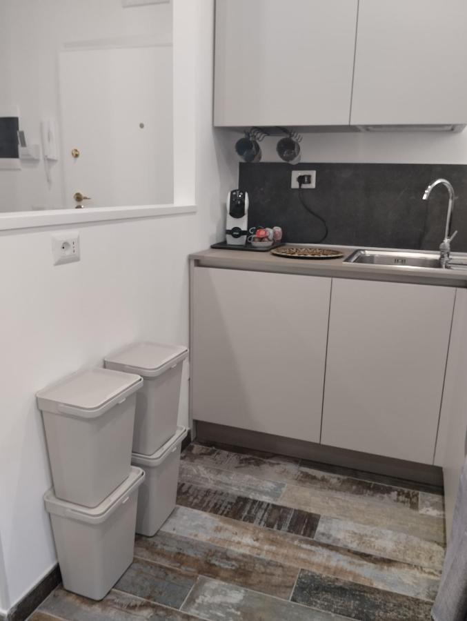 Casa Cesare Apartment โรม ภายนอก รูปภาพ